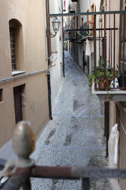 Appartamento Seminario Cefalù Rum bild